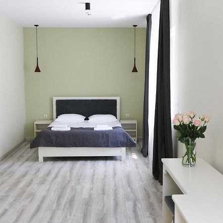 Hotel Golden Lemon Готель Золотий Лимон Lviv Bagian luar foto