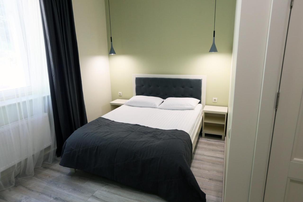 Hotel Golden Lemon Готель Золотий Лимон Lviv Bagian luar foto
