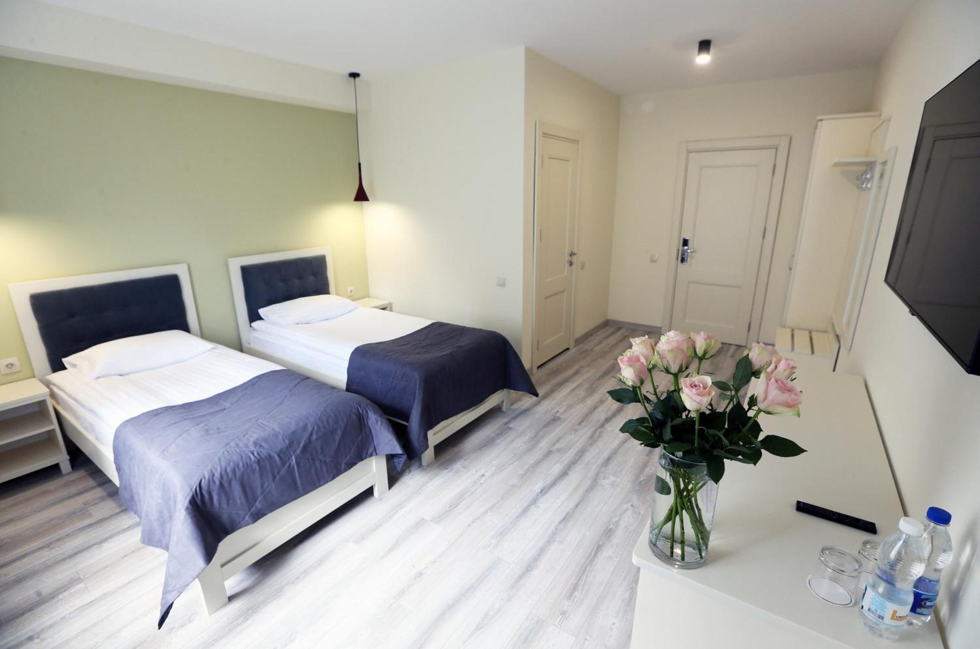 Hotel Golden Lemon Готель Золотий Лимон Lviv Bagian luar foto