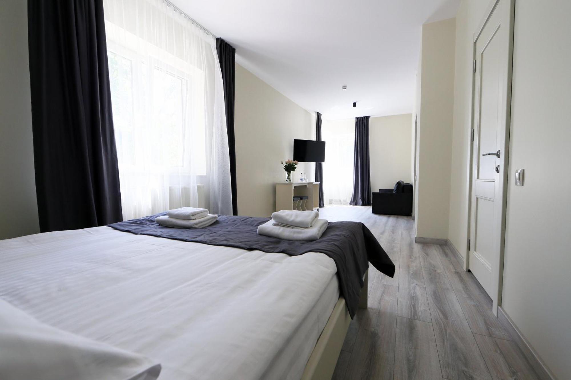 Hotel Golden Lemon Готель Золотий Лимон Lviv Ruang foto